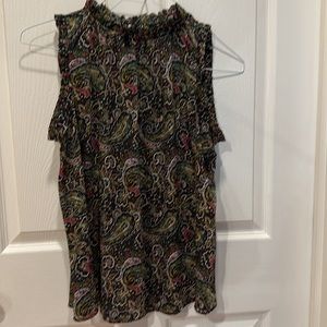 Sleeveless Ruffle Collar Chiffon Top